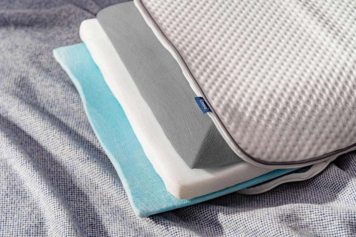 The layers of the emma pillow pulled out slightly.