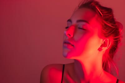 How To Use Red Light Therapy To Help With Sleep
