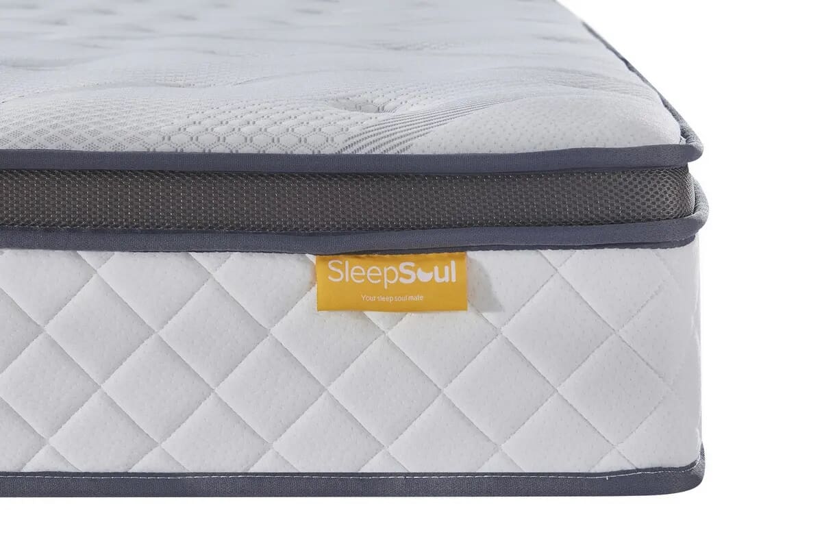 Cropped corner image of the sleepsoul heaven mattress, most comfortable mattress for sex.