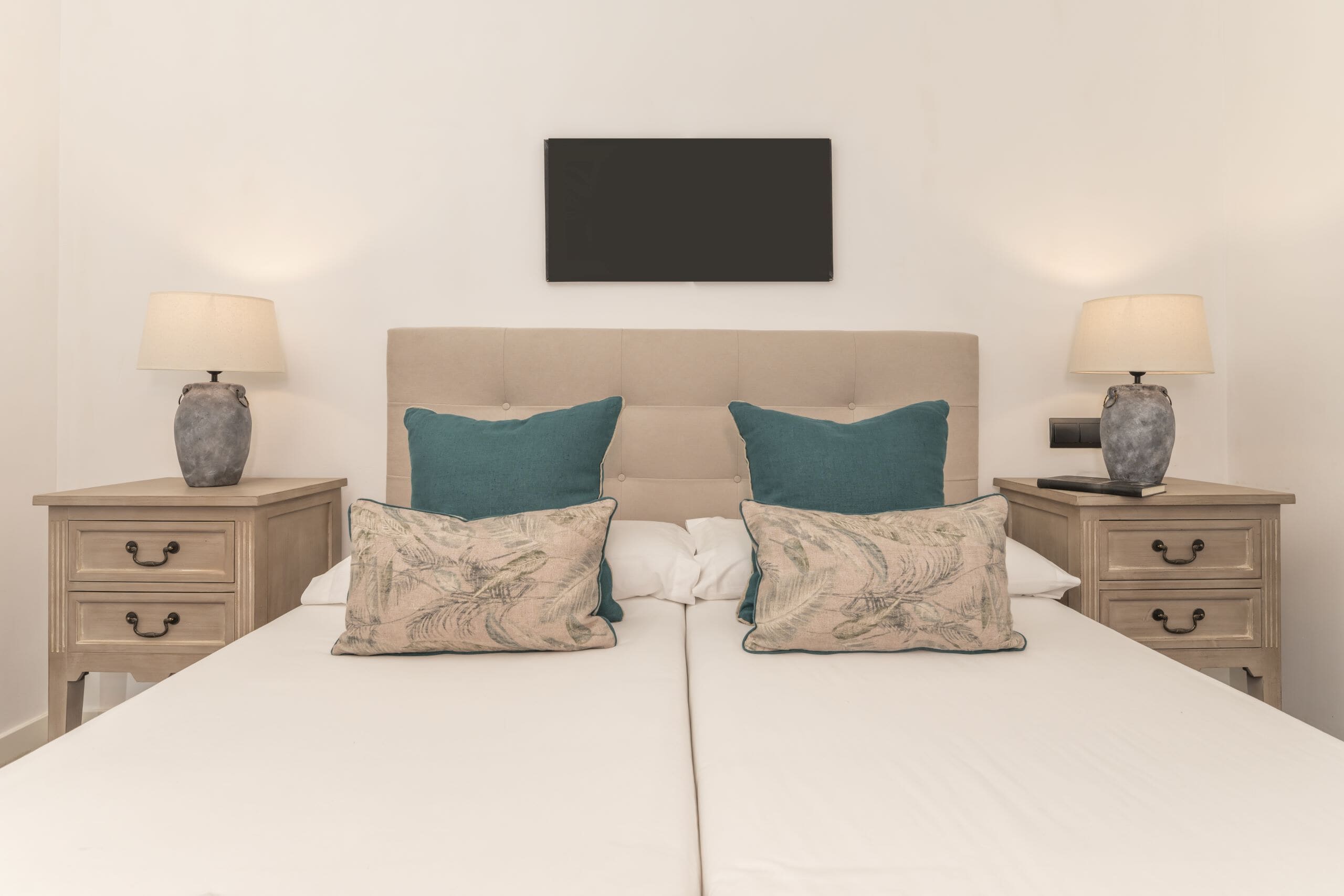 What Are Zip And Link Mattresses?