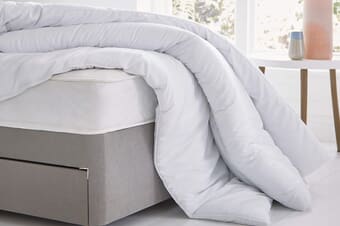 A product image for the Silentnight Ultra Bounce 10.5 Tog Duvet