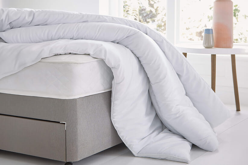 An image for Silentnight Ultra Bounce 10.5 Tog Duvet