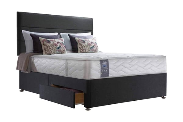 An image for Sealy Posturepedic Jubilee Latex Mattress