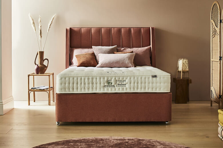 Product photograph of Sleepeezee Wool Deluxe 1200 Mattress Single from Mattressnextday