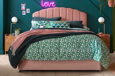 An image for Silentnight 1000 Mirapocket Pillow Top Mattress