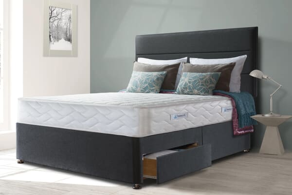 An image for Sealy Pearl Deluxe Mattress