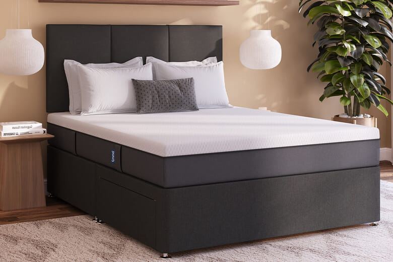 Product photograph of Emma Premium Memory Hybrid Mattress King Size from Mattressnextday