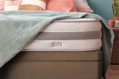 An image for Silentnight Lift Renew 1200 Pocket Latex Mattress