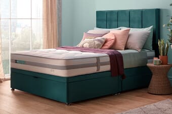 A product image for the Silentnight Lift Rejuvenate 1600 Pocket Latex Mattress