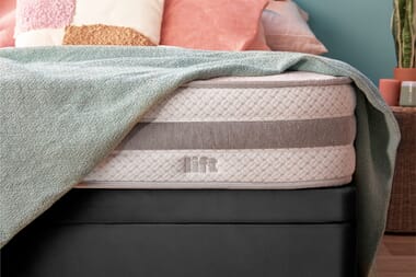 An image for Silentnight Lift Replenish 2000 Pocket Latex Mattress