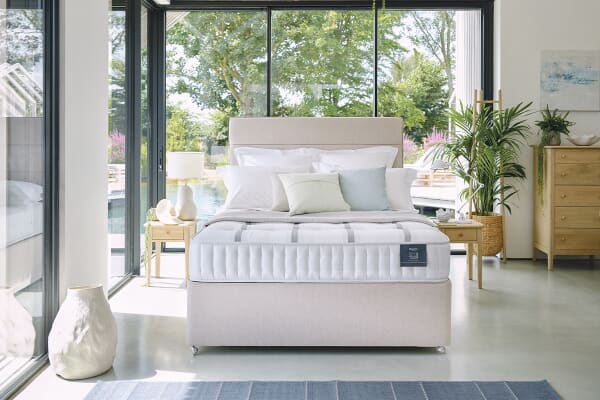 An image for Sleepeezee Ortho Bespoke Bronze 1000 Mattress