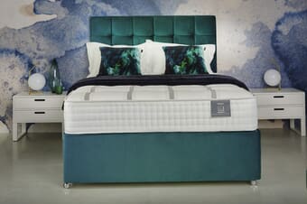 A product image for the Sleepeezee Ortho Bespoke Gold 2000 Mattress