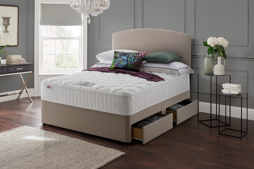 An image for Rest Assured Minerva 2000 Pocket Silk Mattress