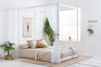 A product image for the Darwin White Four Poster Bed