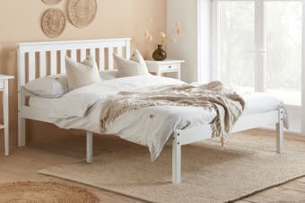 A product image for the Denver White Bed