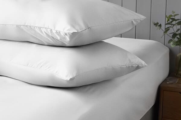 An image for Silentnight Supersoft Duvet Cover Set - White