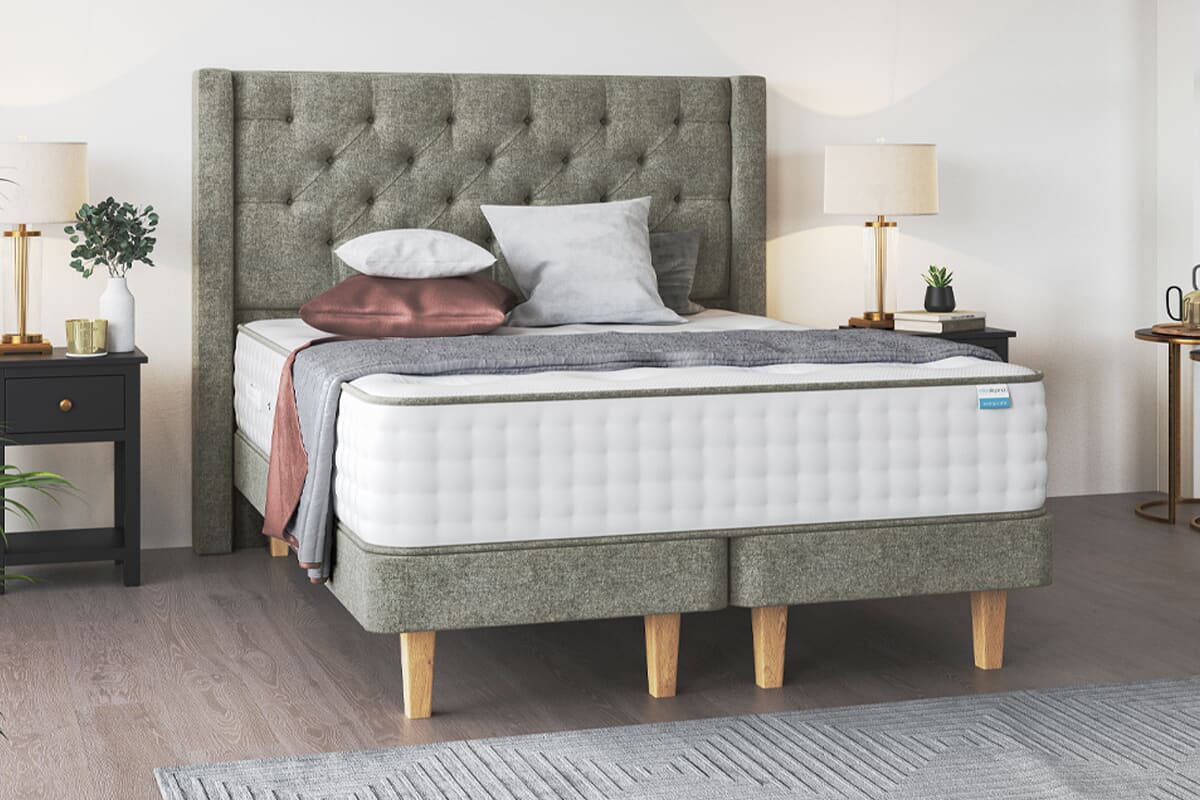 Queen hybrid on sale mattress sale