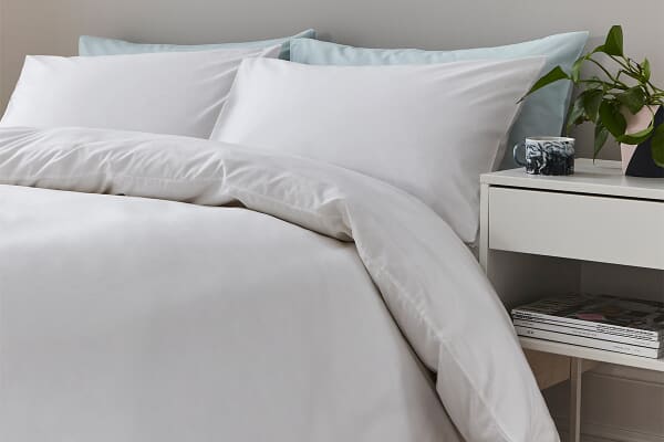 An image for Silentnight Pure Cotton Duvet Cover Set - White