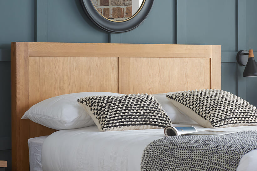 An image for Bellevue Solid Oak Bed
