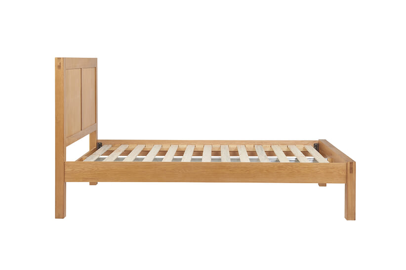 An image for Bellevue Solid Oak Bed