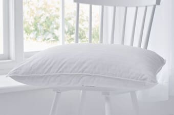 A product image for the Bellissimo Luxury Goose Down Pillow