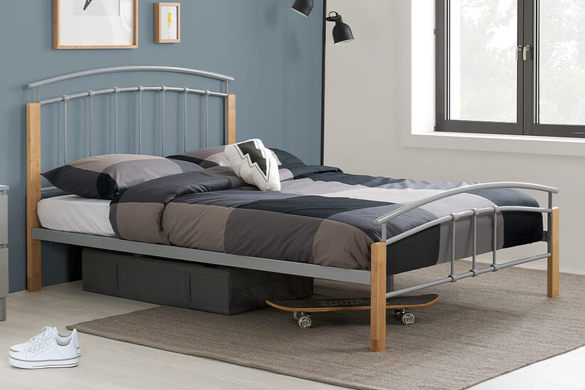 An image for Tetras Silver Metal Bed