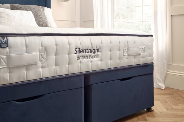 An image for Silentnight British Wool 1600 Pocket Mattress