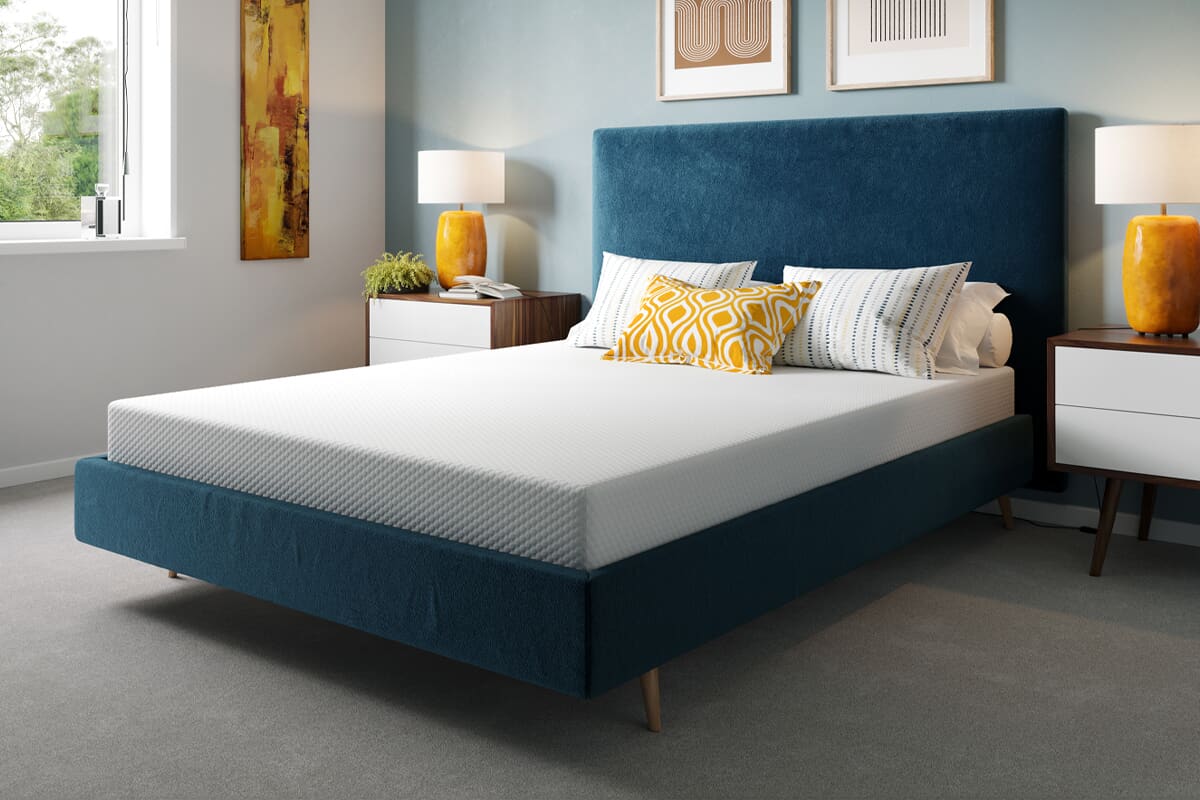 Plush memory foam mattress discount