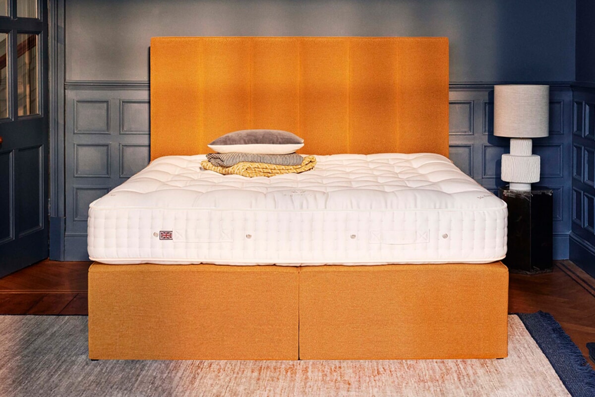 Vispring Distinction Bedstead Mattress - Medium + Premium Divan Bed Set An image for Vispring Distinction Bedstead Mattress - Medium + Premium Divan Bed Set