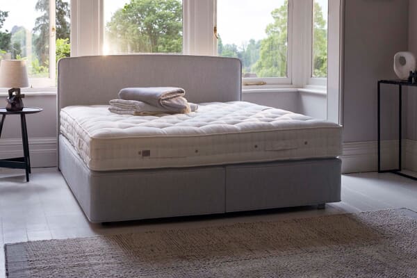 An image for Vispring Elite Mattress - Medium