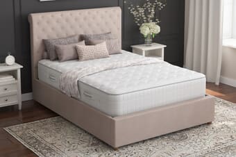 A product image for the Sleepeezee Cool Response Gel Hybrid Mattress