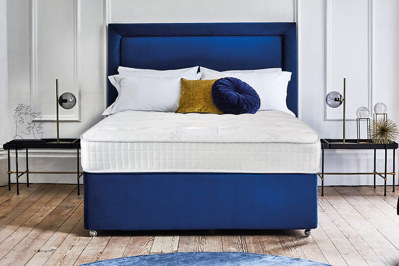 Product photograph of Sleepeezee Cool Response Gel Hybrid Mattress Single from Mattressnextday