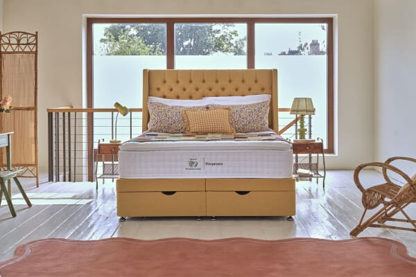 An image for Sleepeezee Campaign for Wool Luxe 3700 Mattress