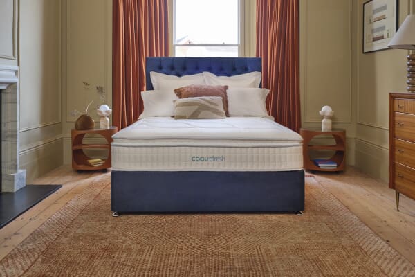 An image for Sleepeezee Cool Refresh 3200 Memory Pillow Top Mattress + Premium Divan Bed 