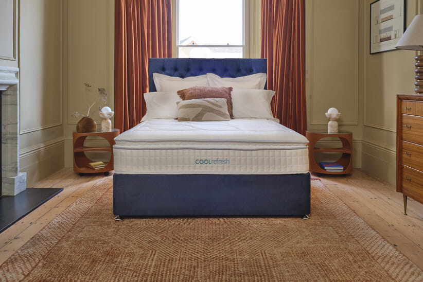 An image for Sleepeezee Cool Refresh 3200 Memory Pillow Top Mattress + Premium Divan Bed
