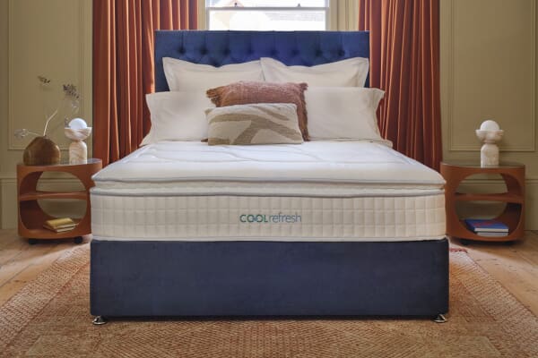 An image for Sleepeezee Cool Refresh 3200 Memory Pillow Top Mattress + Premium Divan Bed 