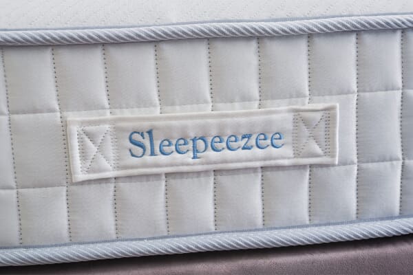 An image for Sleepeezee Cool Refresh 1600 Memory Hybrid Mattress + Premium Divan Bed