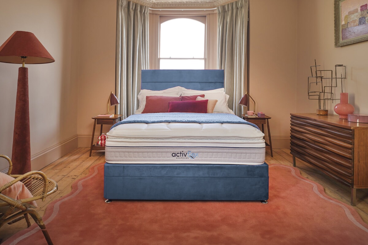 Sleepeezee ActivFlex Response 3600 Memory Mattress + Premium Divan Bed An image for Sleepeezee ActivFlex Response 3600 Memory Mattress + Premium Divan Bed