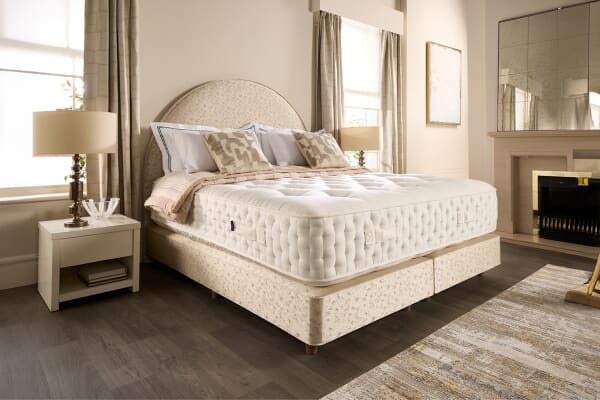 An image for Harrison Spinks Pearl 30000 Anniversary Mattress