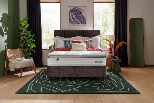 An image for Silentnight Eco Comfort Airmesh™ 2000 Pocket Pillow Top Mattress