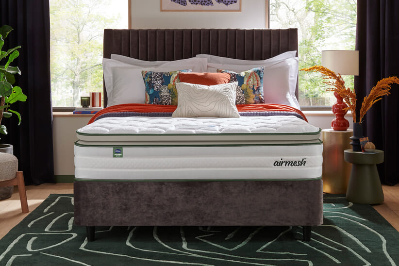 An image for Silentnight Eco Comfort Airmesh™ 2000 Pocket Pillow Top Mattress