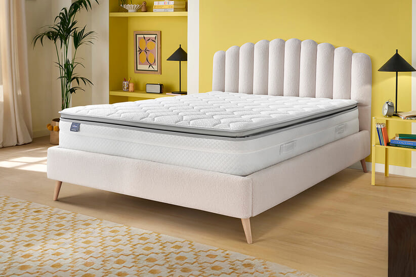 An image for Silentnight Memory 2000 Pocket Pillowtop Mattress