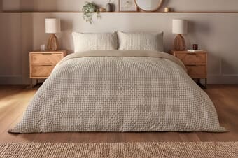 A product image for the Silentnight Supersoft Gingham Seersucker Duvet Set – Natural