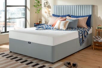 A product image for the Silentnight Breathe Gel Memory Foam Mattress + Premium Divan Bed