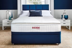 A product image for the Sleepeezee Memory 3000 Pocket Hybrid Mattress