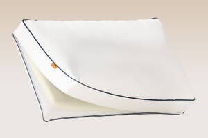 A product image for the Emma® Hybrid Pillow