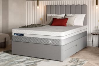A product image for the Sealy Oasis Hybrid Geltex® Mattress