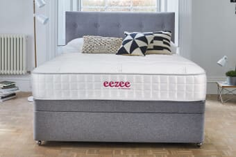 A product image for the Sleepeezee Memory 2000 Pocket Hybrid Mattress + Premium Divan Bed