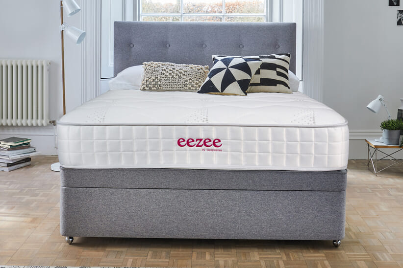 An image for Sleepeezee Memory 2000 Pocket Hybrid Mattress + Premium Divan Bed