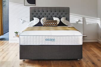 A product image for the Sleepeezee Gel 2000 Pocket Hybrid Mattress + Premium Divan Bed